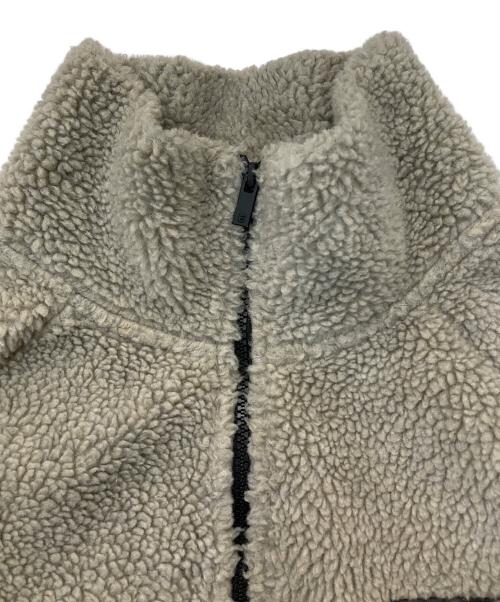 FOG ESSENTIALS（フィアオブゴッド エッセンシャル）FOG ESSENTIALS (フィアオブゴッド エッセンシャル) FLEECE FULL JACKET ベージュ サイズ:Sの古着・服飾アイテム