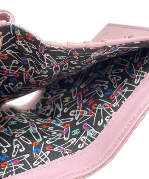 CHANEL（シャネル）CHANEL (シャネル) キャビアスキンマトラッセ2つ折り財布 ピンクの古着・服飾アイテム