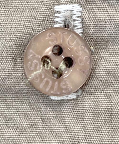 stussy（ステューシー）stussy (ステューシー) 半袖シャツ ベージュ サイズ:XLの古着・服飾アイテム