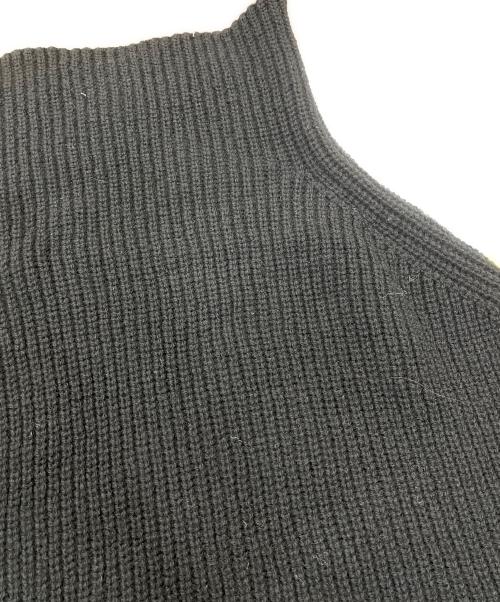 TWEEDMILL（ツイードミル）TWEEDMILL (ツイードミル) 五明祐子 (ゴミョウユウコ) スリット入り2wayニットポンチョ ブラック サイズ:サイズ表記無しの古着・服飾アイテム