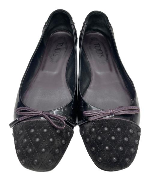 TOD'S（トッズ）TOD'S (トッズ) スタッズフラットシューズ ブラック サイズ:37の古着・服飾アイテム