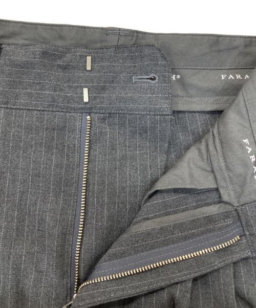 FARAH（ファーラー）FARAH (ファーラー) スリータックストライプワイドパンツ グレー サイズ:W32の古着・服飾アイテム