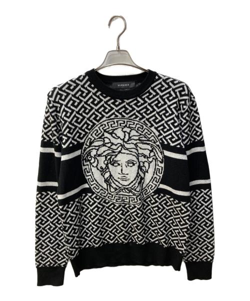 VERSACE（ヴェルサーチェ）VERSACE (ヴェルサーチェ) メデューサ柄ニット ブラック サイズ:SIZE 48の古着・服飾アイテム