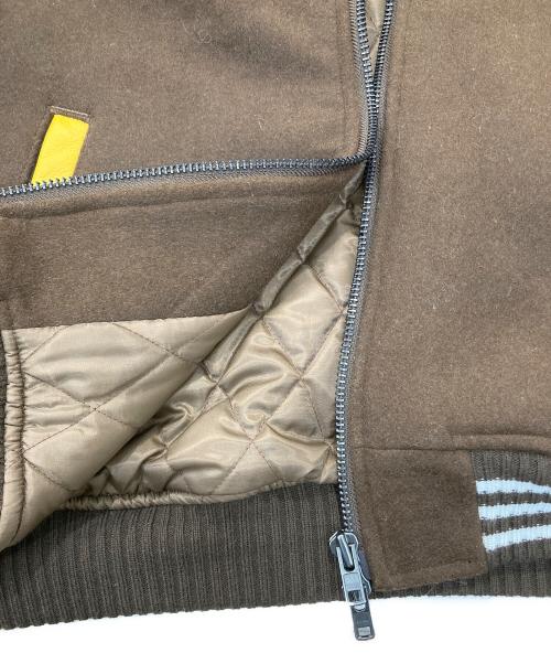 WIND AND SEA（ウィンダンシー）WIND AND SEA (ウィンダンシー) GENUINE MERCHANDISE (ジェニュイン マーチャンダイズ) スタジャン ブラウン サイズ:Mの古着・服飾アイテム