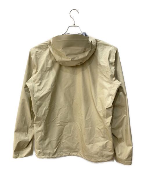 ARC'TERYX（アークテリクス）ARC'TERYX (アークテリクス) BETA JACKET ベージュ サイズ:Mの古着・服飾アイテム