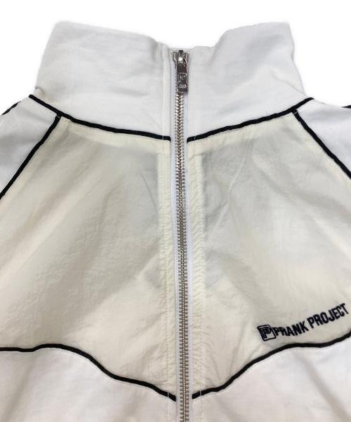 PRANK PROJECT（プランクプロジェクト）PRANK PROJECT (プランクプロジェクト) Bicolor Cropped Zip Tops アイボリー サイズ:FREEの古着・服飾アイテム