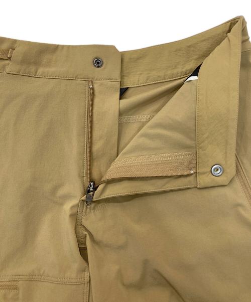 ARC'TERYX（アークテリクス）ARC'TERYX (アークテリクス) GAMMA LIGHTWEIGH SHORT ベージュ サイズ:28の古着・服飾アイテム