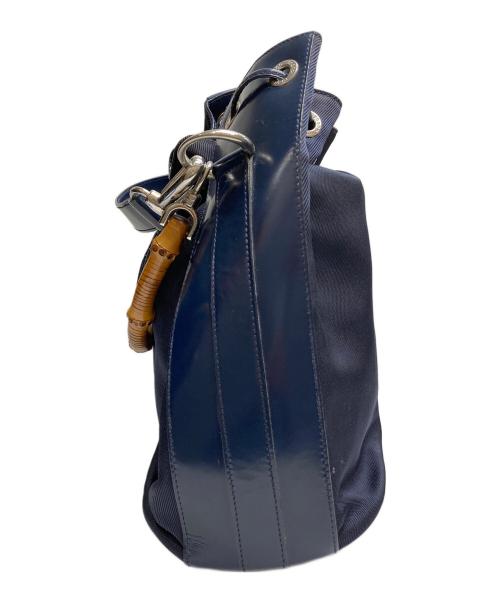 GUCCI（グッチ）GUCCI (グッチ) バンブーハンドル巾着ショルダーバッグ ネイビーの古着・服飾アイテム