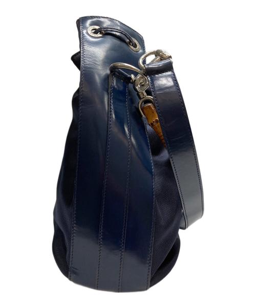 GUCCI（グッチ）GUCCI (グッチ) バンブーハンドル巾着ショルダーバッグ ネイビーの古着・服飾アイテム