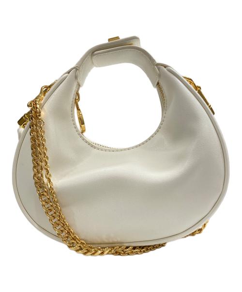 CHARLES & KEITH（チャールズアンドキース）CHARLES & KEITH (チャールズ＆キース) ミニクロックエフェクト ムーンバッグ ホワイトの古着・服飾アイテム