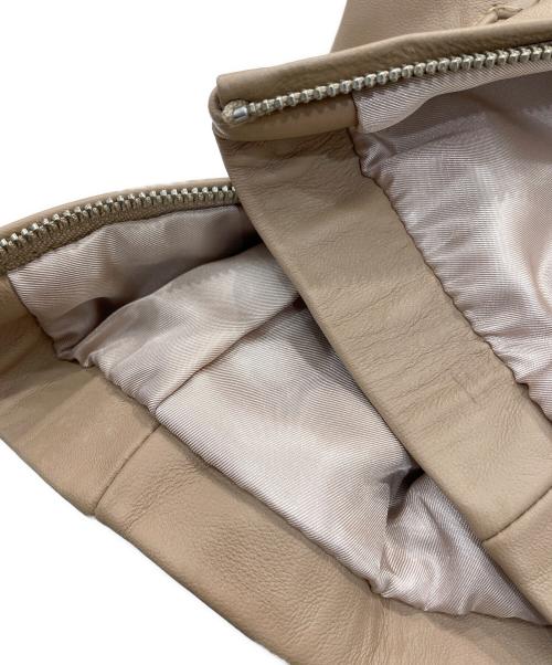 ROSSO（ロッソ）ROSSO (ロッソ) ノーカラーライダースジャケット ベージュ サイズ:FREEの古着・服飾アイテム