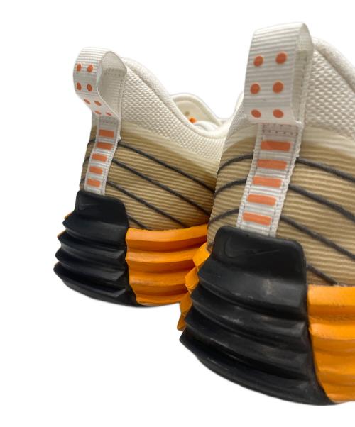 NIKE（ナイキ）NIKE (ナイキ) LUNA ROAM ベージュ サイズ:27.5の古着・服飾アイテム