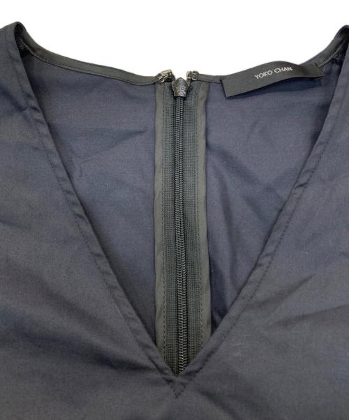 YOKO CHAN（ヨーコチャン）YOKO CHAN (ヨーコチャン) バルーンスリーブラッフルレイヤーブラウス ブラック×ネイビー サイズ:Freeの古着・服飾アイテム