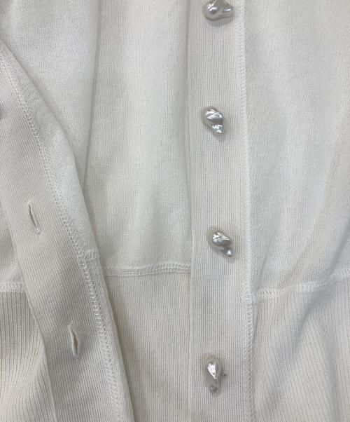 Adam et Rope（アダム エ ロペ）Adam et Rope (アダム エ ロペ) キーネックシアーカーディガン ホワイト サイズ:Fの古着・服飾アイテム