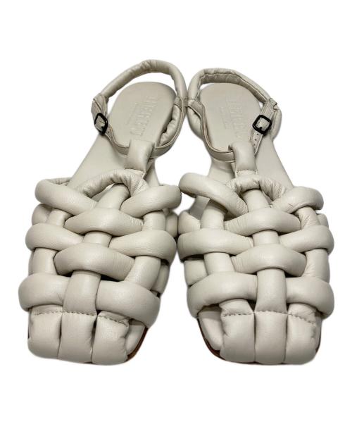 HEREU（ヘリュー）HEREU (ヘリュー) レザーサンダル ベージュ サイズ:37の古着・服飾アイテム