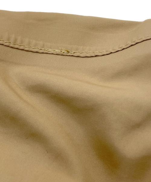 Traditional Weatherwear（トラディショナルウェザーウェア）Traditional Weatherwear (トラディショナルウェザーウェア) パッカブルレインコート ベージュ サイズ:Mの古着・服飾アイテム