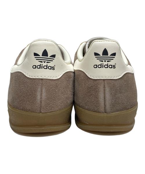 adidas（アディダス）adidas (アディダス) GAZELLE INDOOR ベージュ サイズ:23.5の古着・服飾アイテム