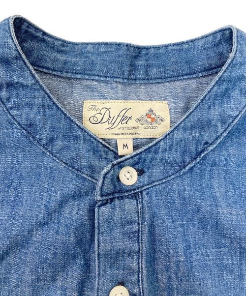 The Duffer of ST.George（ザ ダファーオブセントジョージ）The DUFFER of ST.GEORGE (ザ ダファーオブセントジョージ) デニムプルオーバーノーカラーシャツ スカイブルー サイズ:Mの古着・服飾アイテム