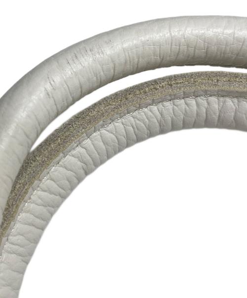 YOUNG & OLSEN The DRYGOODS STORE（ヤングアンドオルセン ザ ドライグッズストア）YOUNG & OLSEN The DRYGOODS STORE (ヤングアンドオルセン ザ ドライグッズストア) レザートートバッグ ホワイト サイズ:記載なしの古着・服飾アイテム