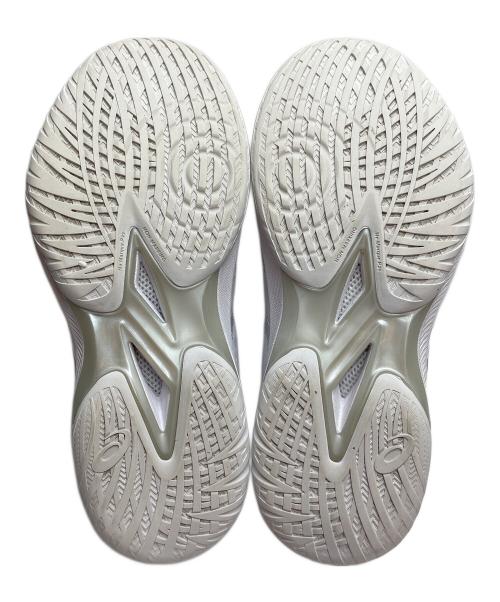 asics（アシックス）asics (アシックス) GELHOOP V16 ホワイト サイズ:25.5の古着・服飾アイテム