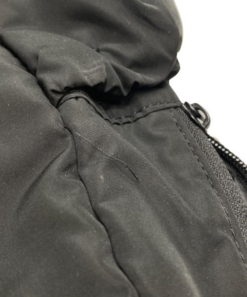 emmi（エミ）emmi (エミ) 撥水ギャザーボディーバックパック ブラック サイズ:記載なしの古着・服飾アイテム