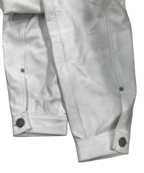 LEVI'S（リーバイス）LEVI'S (リーバイス) stussy (ステューシー) レザートラッカージャケット ホワイト サイズ:Ｓの古着・服飾アイテム