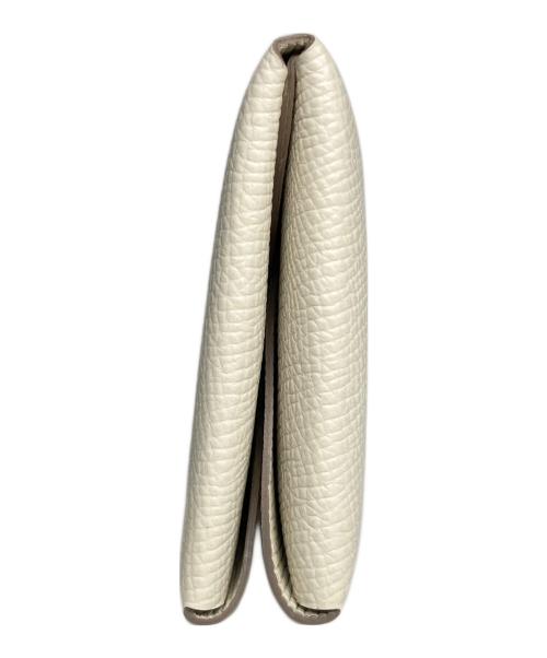 HERMES（エルメス）HERMES (エルメス) カルヴィ デュオ アイボリーの古着・服飾アイテム