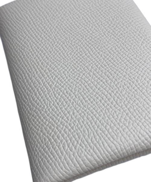 HERMES（エルメス）HERMES (エルメス) カルヴィ デュオ アイボリーの古着・服飾アイテム