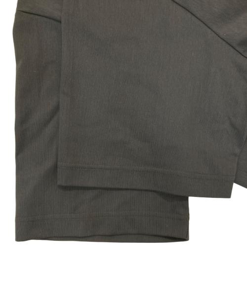 sacai（サカイ）sacai (サカイ) ハーフジップポロシャツ グレー サイズ:Mの古着・服飾アイテム