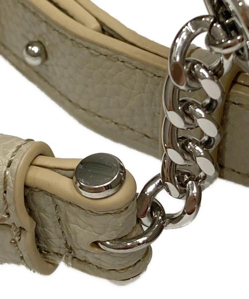 EMPORIO ARMANI（エンポリオアルマーニ）EMPORIO ARMANI (エンポリオアルマーニ) ショルダーバッグ ベージュ サイズ:記載なしの古着・服飾アイテム