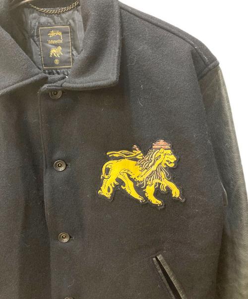 stussy（ステューシー）stussy (ステューシー) nexus7 (ネクサスセブン) ライオン刺繍スタジャン ブラック サイズ:Lの古着・服飾アイテム