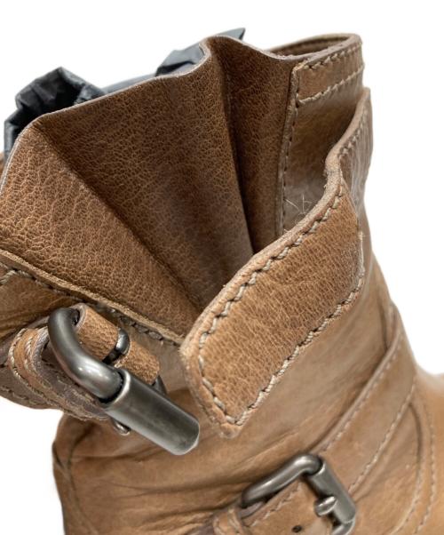 PRADA（プラダ）PRADA (プラダ) CERVO SHINE S MOGAN ブラウン サイズ:35 1/2の古着・服飾アイテム