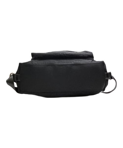 ear PAPILLONNER（イアパピヨネ）ear PAPILLONNER (イアパピヨネ) ショルダー＆リュック ブラックの古着・服飾アイテム