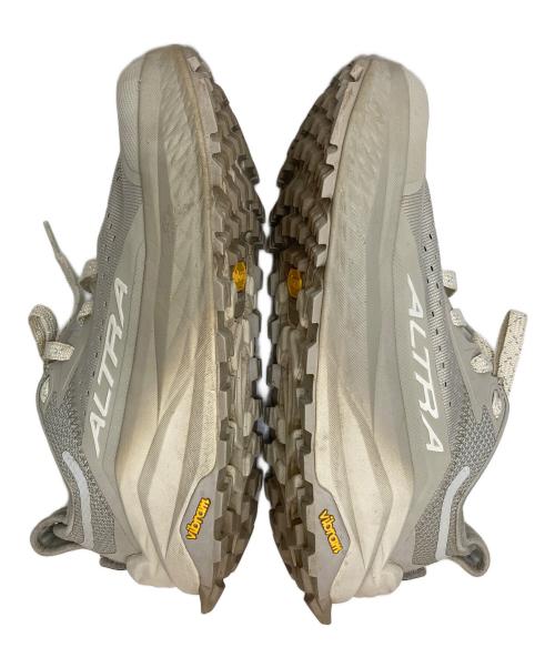 ALTRA（アルトラ）ALTRA (アルトラ) トレイルランニングシューズ ベージュ サイズ:UK6の古着・服飾アイテム