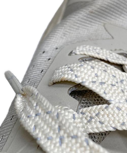 ALTRA（アルトラ）ALTRA (アルトラ) トレイルランニングシューズ ベージュ サイズ:UK6の古着・服飾アイテム