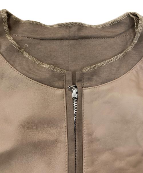 JEZABEL（イゼベル）JEZABEL (イゼベル) ラムレザージャケット ベージュ サイズ:Ⅿ 未使用品の古着・服飾アイテム