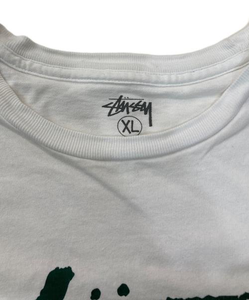 stussy（ステューシー）stussy (ステューシー) プリントTシャツ ホワイト サイズ:XLの古着・服飾アイテム
