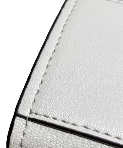 MICHAEL KORS（マイケル・コース）MICHAEL KORS (マイケル・コース) HAMILTON クロスボディスモールバッグ アイボリーの古着・服飾アイテム