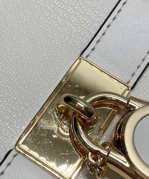 MICHAEL KORS（マイケル・コース）MICHAEL KORS (マイケル・コース) HAMILTON クロスボディスモールバッグ アイボリーの古着・服飾アイテム