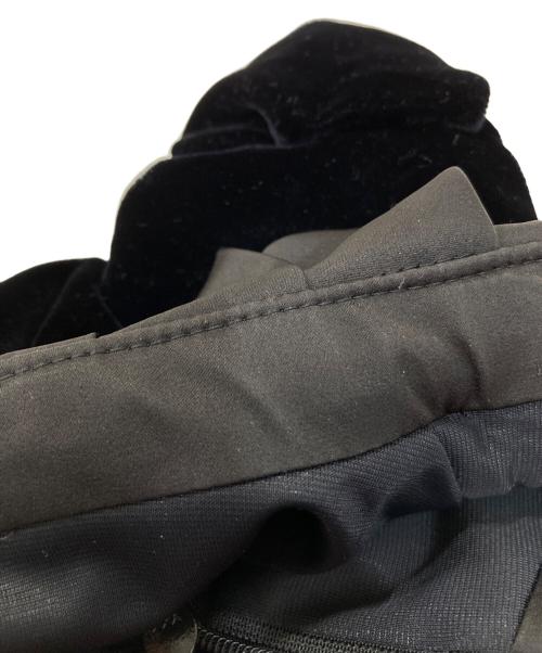 Rene（ルネ）Rene (ルネ) ベロアフリルワンピース ブラック サイズ:36の古着・服飾アイテム