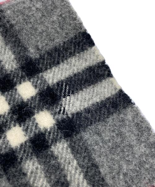 BURBERRY LONDON（バーバリーロンドン）BURBERRY LONDON (バーバリーロンドン) ラムウールマフラー グレーの古着・服飾アイテム