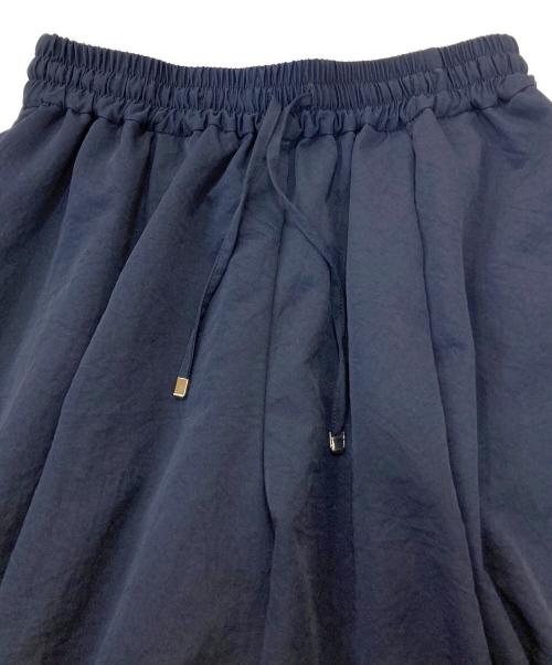 URBAN RESEARCH（アーバンリサーチ）URBAN RESEARCH (アーバンリサーチ) 撥水ギャザーワイドパンツ ネイビー サイズ:Sの古着・服飾アイテム