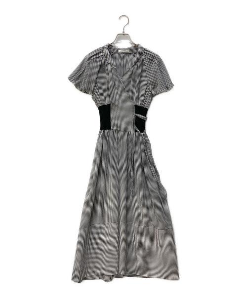 Snidel（スナイデル）Snidel (スナイデル) ウエストリブシアーオーガンワンピース ホワイト×ブラックの古着・服飾アイテム