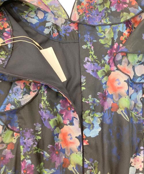 Rose Tiara（ローズティアラ）Rose Tiara (ローズティアラ) フリルフラワープリーツワンピース ネイビー サイズ:42 未使用品の古着・服飾アイテム