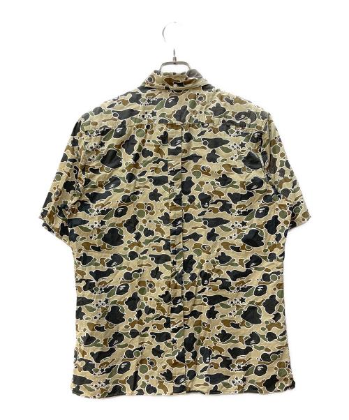 A BATHING APE（ア ベイシング エイプ）A BATHING APE (ア ベイシング エイプ) カモ柄半袖シャツ ベージュ サイズ:Lの古着・服飾アイテム