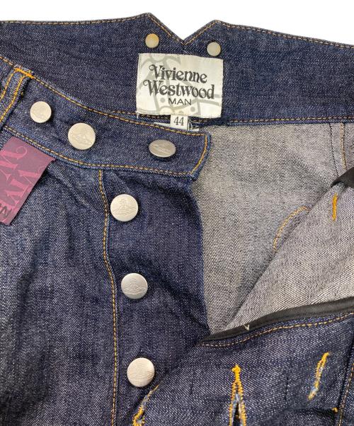 Vivienne Westwood man（ヴィヴィアン ウェストウッド マン）Vivienne Westwood man (ヴィヴィアン ウェストウッド マン) サルエルデニムパンツ インディゴ サイズ:44の古着・服飾アイテム