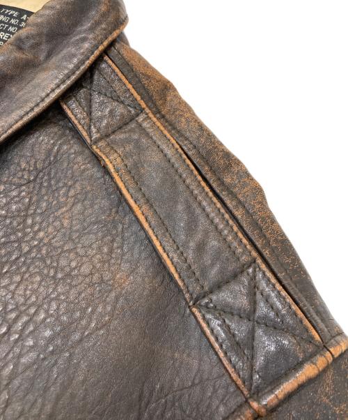 AVIREX（アヴィレックス）AVIREX (アヴィレックス) A-2タイプフライトレザージャケット ブラウン サイズ:FREEの古着・服飾アイテム