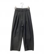 Cara BY KATRIN TOKYOカーラバイカトリントーキョー）の古着「2tuck slacks」｜ブラック