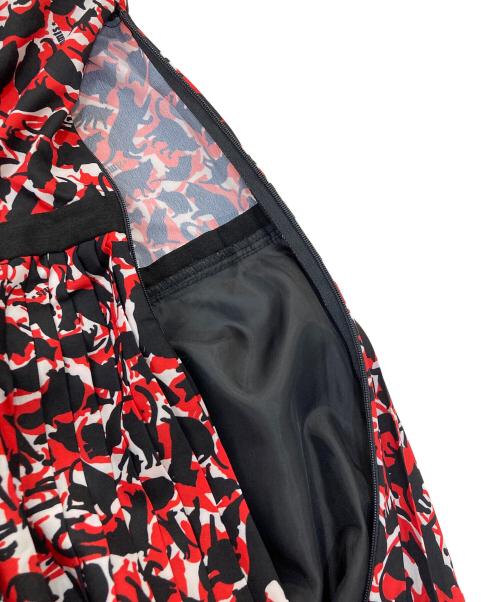 MMTS（マミタス）MMTS (マミタス) 猫カモフラージュ ボウタイ付きワンピース レッド サイズ:FREEの古着・服飾アイテム