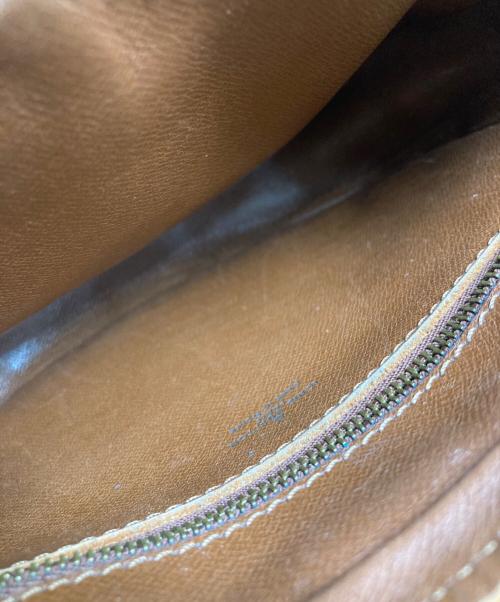 LOUIS VUITTON（ルイ ヴィトン）LOUIS VUITTON (ルイ ヴィトン) ショルダーバッグ ブラウンの古着・服飾アイテム